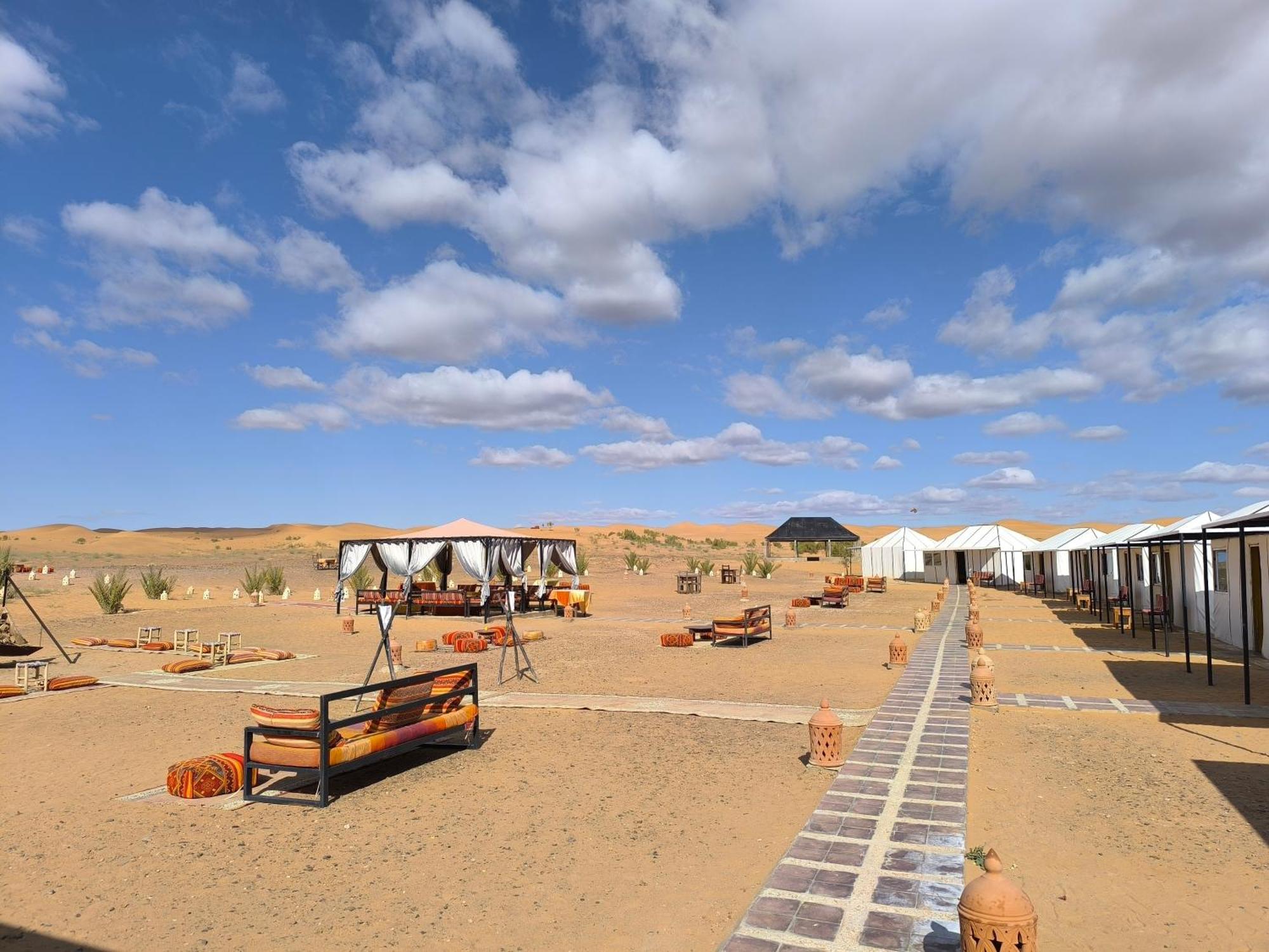 Luxury Bega Camp Hotel Merzouga Luaran gambar